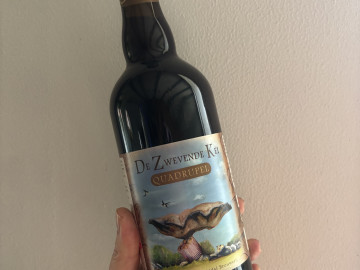 Nieuw biertje brengt ode aan 25 jaar ‘De Zwevende Kei’ en Dalfsen